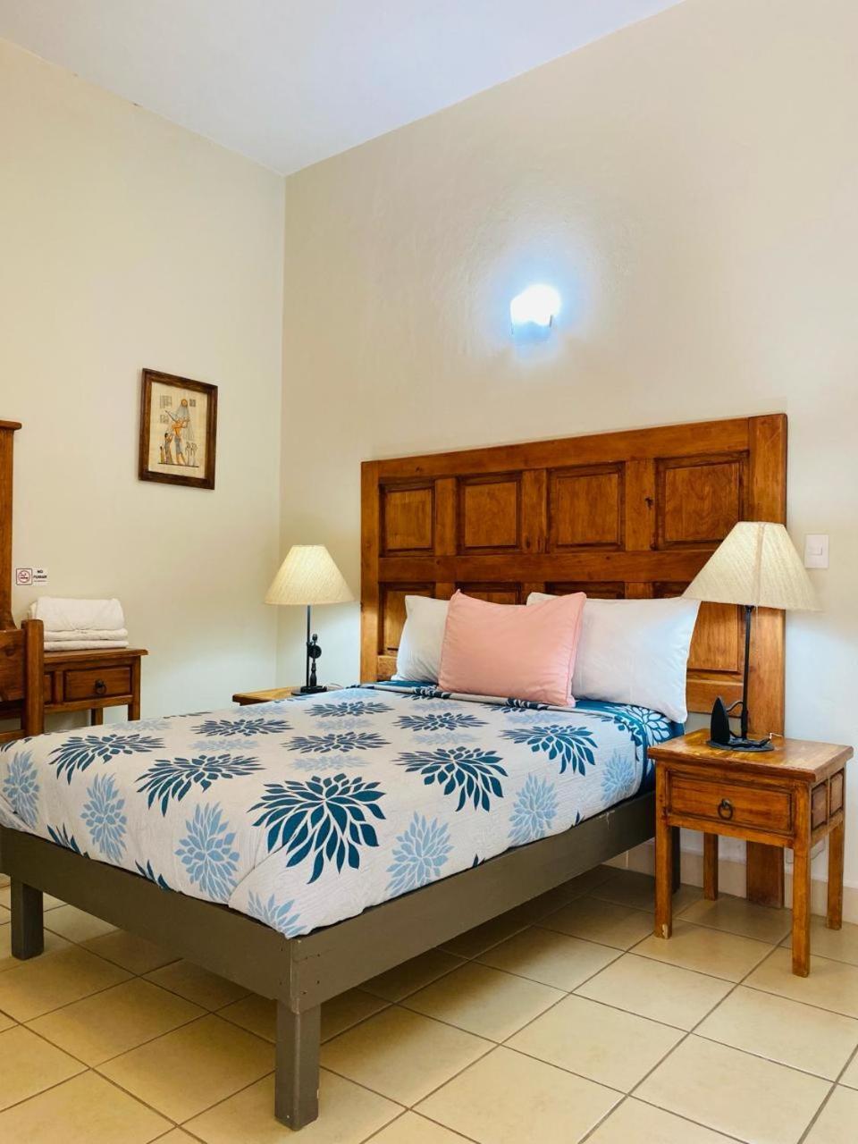 Hotel Dona Chela En Calvillo 외부 사진